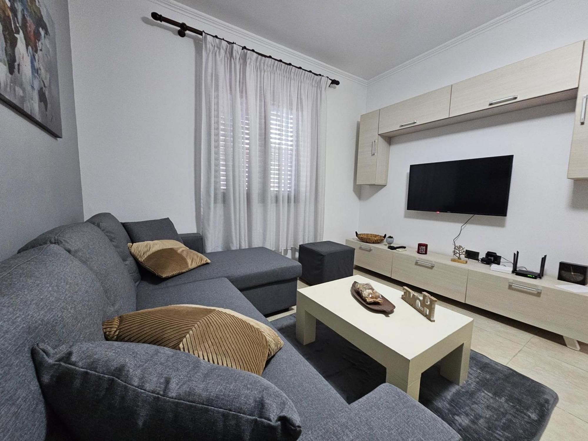 Apartamento Wanderlust Tirana 2 Exterior foto